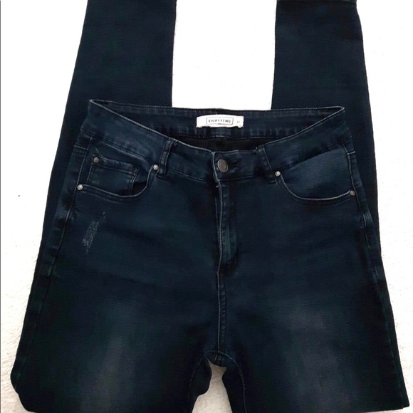 🔅Host Pick Eighty-Two Blue Jeans - Picture 5 of 16